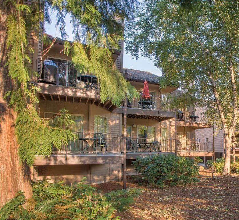 Whispering Woods Resort Welches Exterior photo