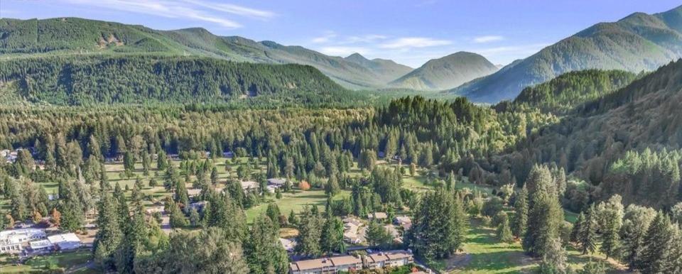 Whispering Woods Resort Welches Exterior photo