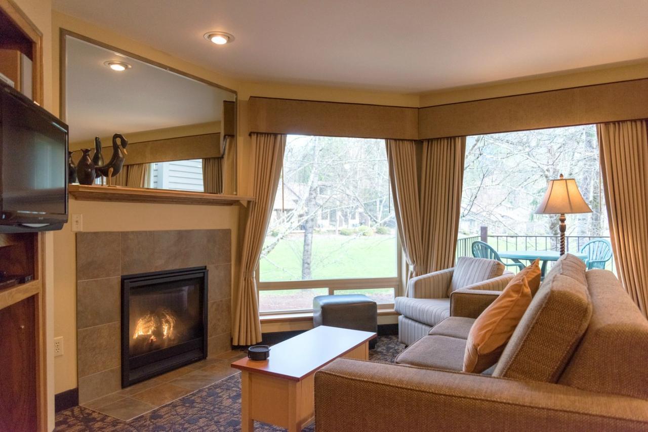 Whispering Woods Resort Welches Room photo