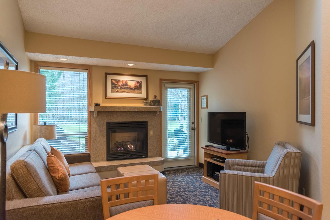 Whispering Woods Resort Welches Exterior photo