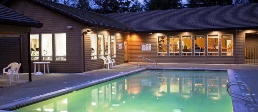 Whispering Woods Resort Welches Exterior photo